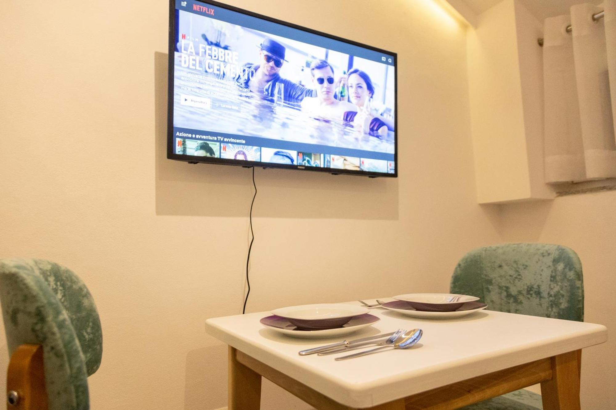 Отель Cozy Loft-Blloku Downtown Тирана Экстерьер фото